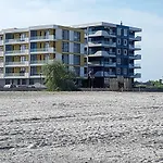 Mamaia Nord アパート