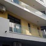 アパート Mamaia Nord ナボダリ